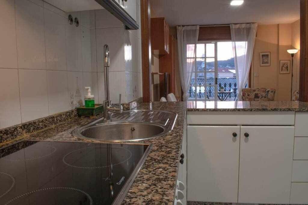 Apartamento Rodeira Vistas A La Ria Apartman Cangas do Morrazo Kültér fotó